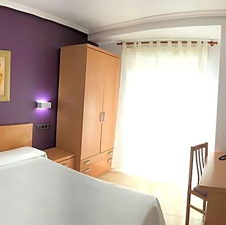 Meseguer Hotel